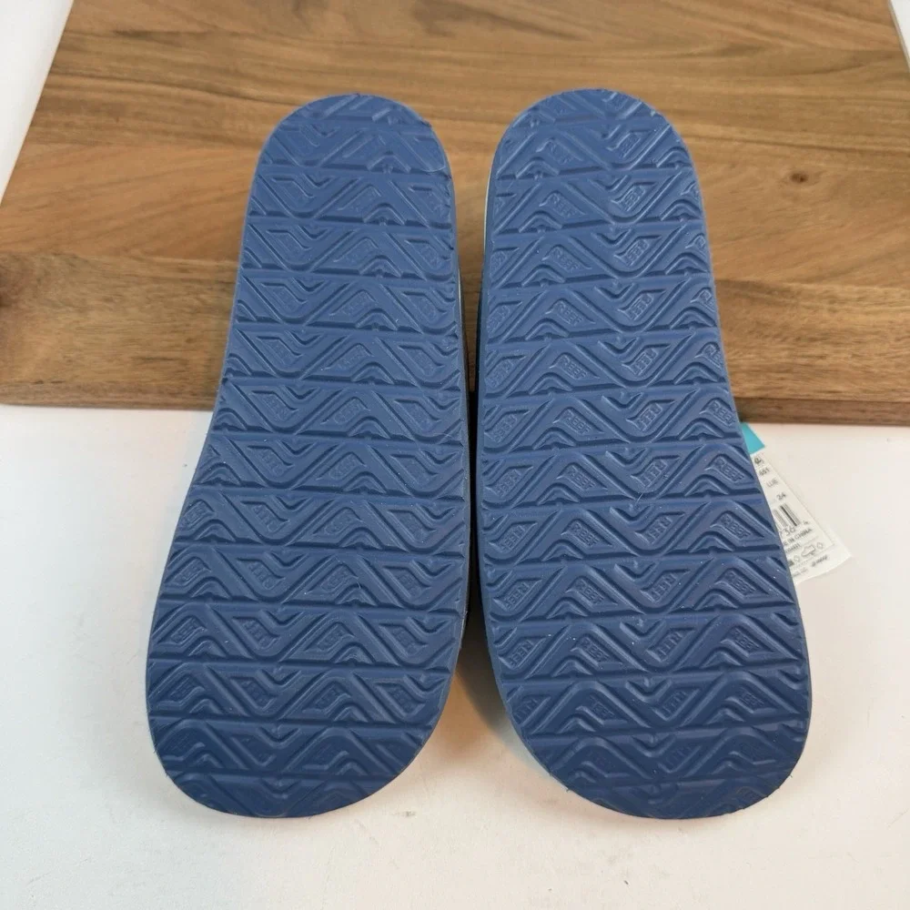 New NWT Big Kids Reef Little Ojai Suede Blue Sandals Shoes Size 5 Y‎